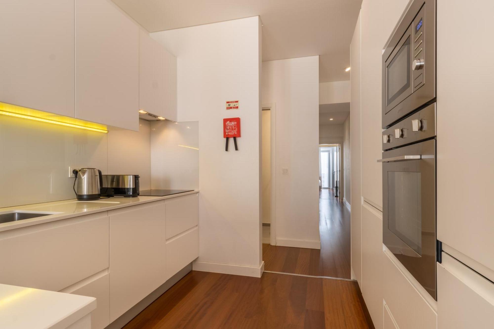 Modern 3Br, Terrace, Ac/Heating & Self Check-In Διαμέρισμα Lisboa Εξωτερικό φωτογραφία