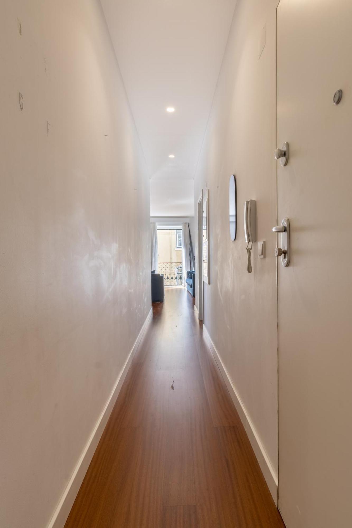Modern 3Br, Terrace, Ac/Heating & Self Check-In Διαμέρισμα Lisboa Εξωτερικό φωτογραφία