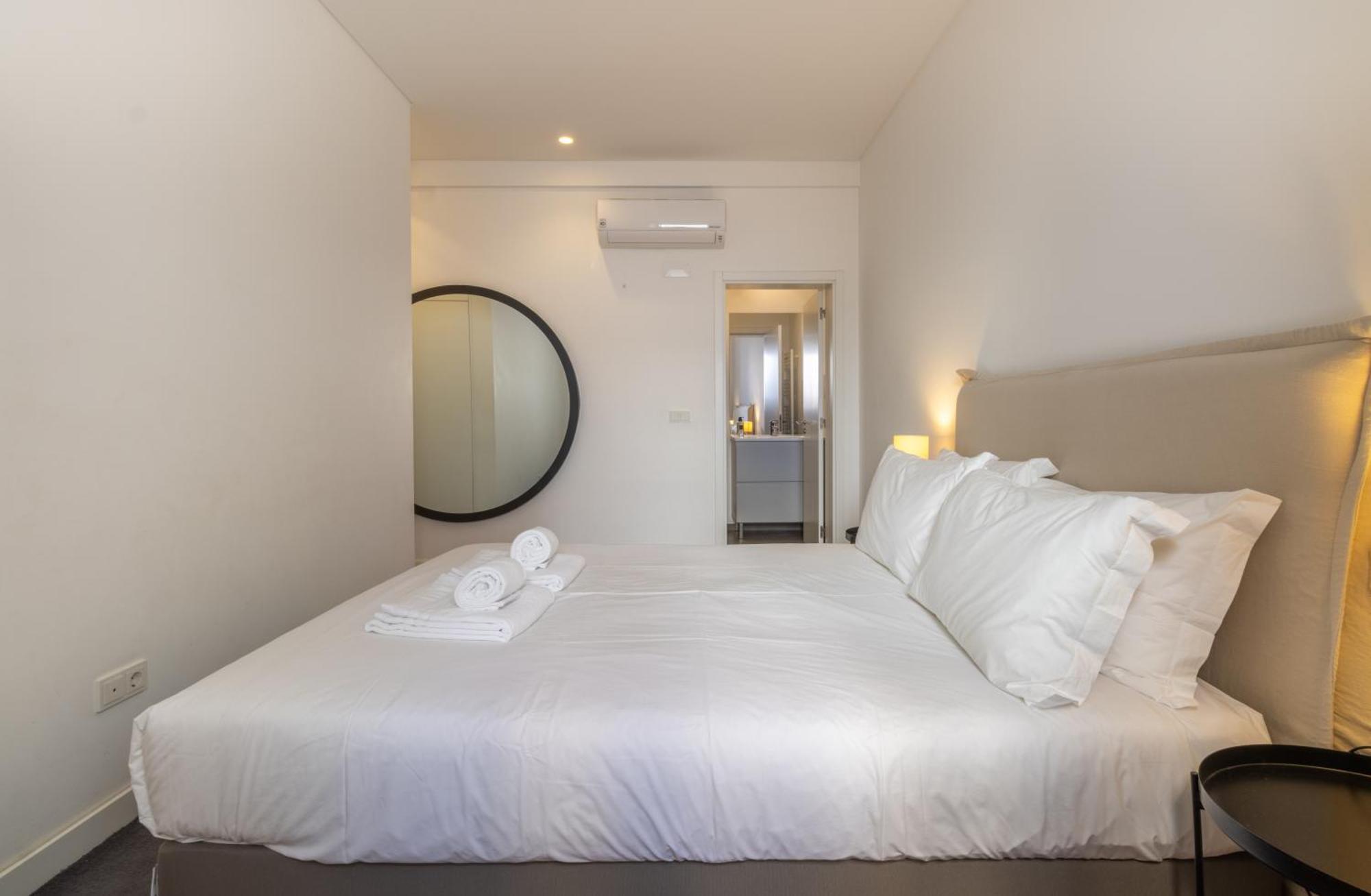 Modern 3Br, Terrace, Ac/Heating & Self Check-In Διαμέρισμα Lisboa Εξωτερικό φωτογραφία